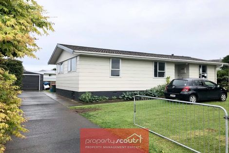 Photo of property in 33 Camellia Avenue, Bell Block, New Plymouth, 4312