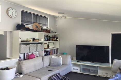 Photo of property in 98 Maupuia Road, Maupuia, Wellington, 6022