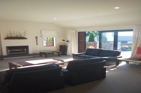 Photo of property in 9d Gillean Street, Havelock North, 4130