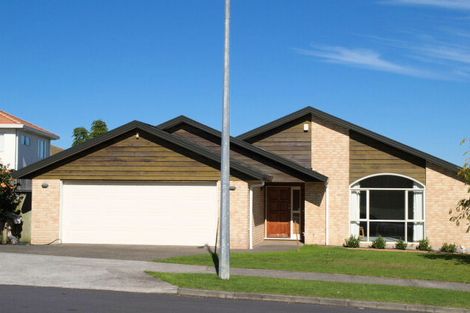 Photo of property in 18 Oakridge Way, Northpark, Auckland, 2013