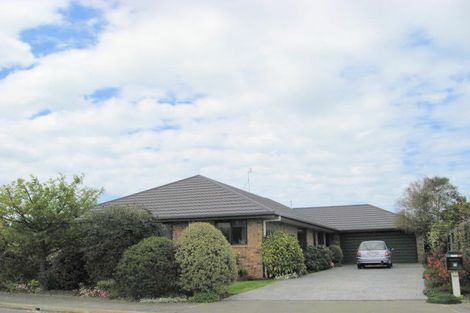 Photo of property in 15 Littles Lane, Woodend, 7610