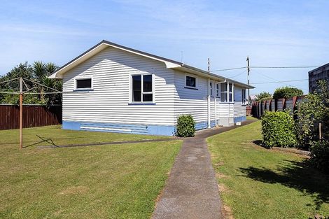Photo of property in 78 Puriri Street, Hawera, 4610