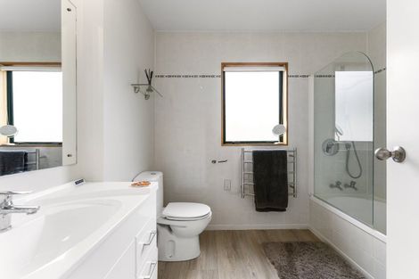 Photo of property in 1 Orchid Rise, Whakatane, 3120