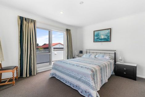 Photo of property in 59c One Tree Point Road, One Tree Point, 0118