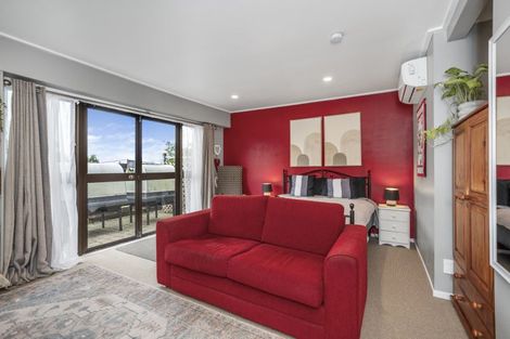 Photo of property in 17a Townhead Crescent, Bethlehem, Tauranga, 3110