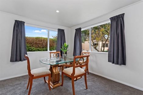 Photo of property in 2/37 Wainoni Road, Wainoni, Christchurch, 8061