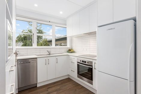 Photo of property in 1/6 Mccurdy Street, Elderslea, Upper Hutt, 5018