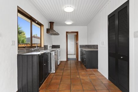 Photo of property in 16 Short Street, Otumoetai, Tauranga, 3110