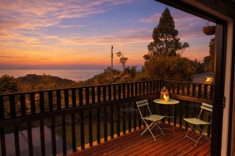 Photo of property in 91 Victory Road, Laingholm, Auckland, 0604