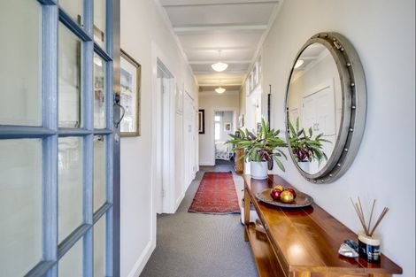 Photo of property in 14 Coronation Street, Ahuriri, Napier, 4110