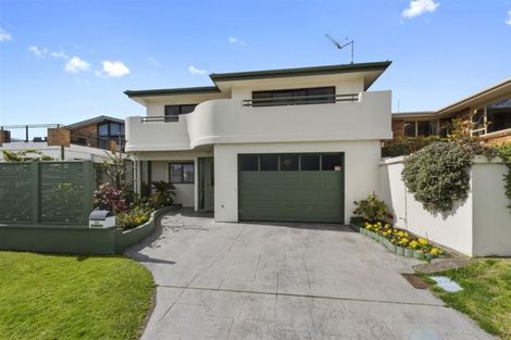 Photo of property in 39 Pitau Road, Mount Maunganui, 3116