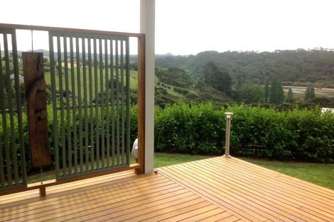 Photo of property in 5 Waterview Place, Haruru, 0204