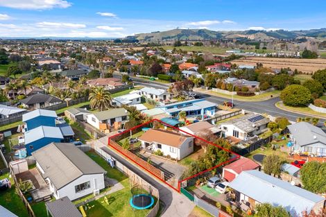 Photo of property in 4d Kimber Grove, Papamoa Beach, Papamoa, 3118