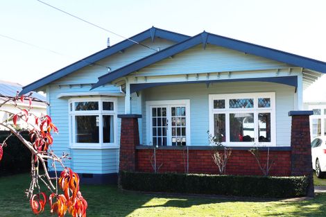 Photo of property in 10 Garrison Street, Carterton, 5713