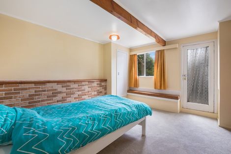 Photo of property in 6 Woodman Drive, Tawa, Wellington, 5028