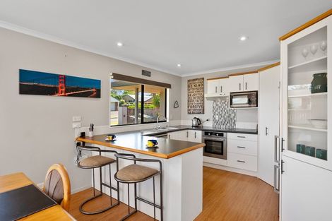 Photo of property in 49 Pelorus Street, Welcome Bay, Tauranga, 3112