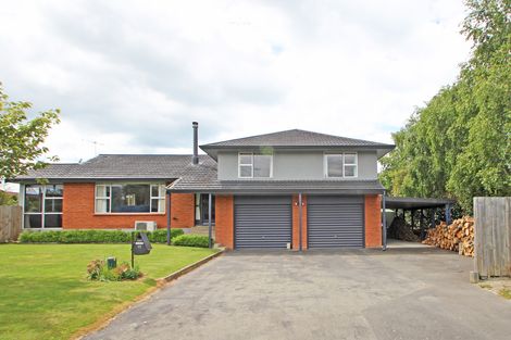 Photo of property in 17 Whitestone Crescent, Weston, Oamaru, 9401