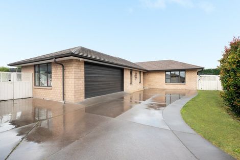 Photo of property in 21 Oakwood Way, Papamoa Beach, Papamoa, 3118