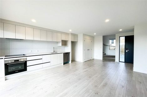 Photo of property in 7c Kotahi Road, Mount Wellington, Auckland, 1062