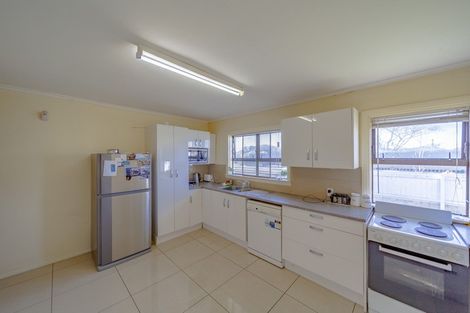Photo of property in 293 Kennedy Road, Onekawa, Napier, 4110