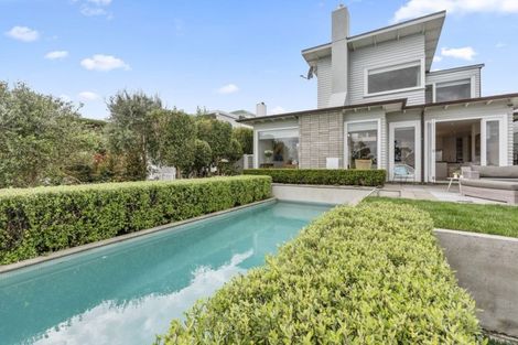 Photo of property in 48 Queen Street, Northcote Point, Auckland, 0627