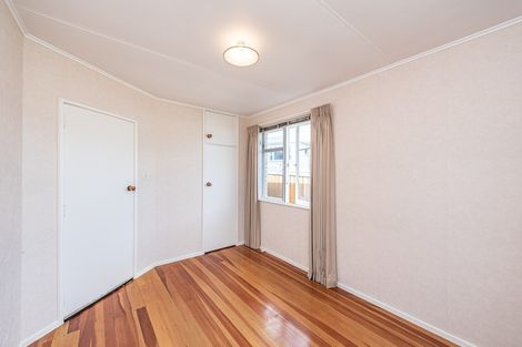 Photo of property in 17 Bristow Street, Saint Johns Hill, Whanganui, 4501