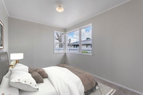 Photo of property in 16 Bettina Place, Manurewa, Auckland, 2102