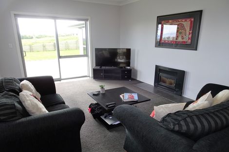 Photo of property in 24 Butler Place, Lynmore, Rotorua, 3010