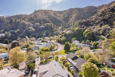 Photo of property in 7a Wyndrum Avenue, Waterloo, Lower Hutt, 5011
