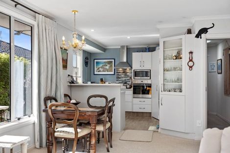 Photo of property in 11/17 Simmonds Grove, Greerton, Tauranga, 3112