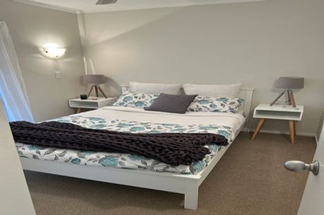 Photo of property in 1/9 Belmere Rise, Farm Cove, Auckland, 2012