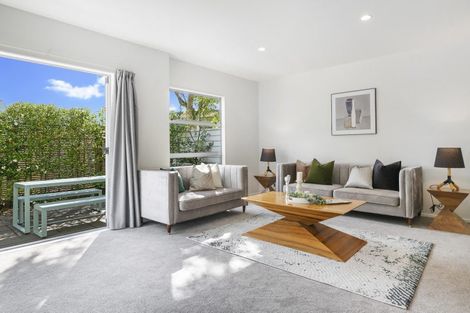 Photo of property in 5/40 Scarlet Oak Drive, Schnapper Rock, Auckland, 0632