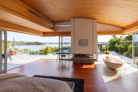 Photo of property in 16 Grant Street, Mahurangi East, Warkworth, 0982