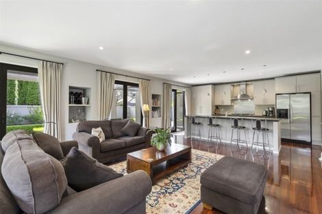 Photo of property in 2 Hogarth Lane, Burnside, Christchurch, 8053