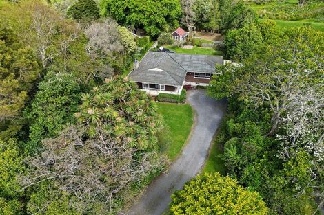 Photo of property in 15 Kauri Road, Waikanae, 5036
