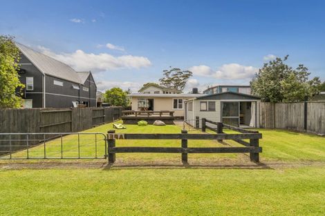 Photo of property in 139a Cook Drive, Whitianga, 3510