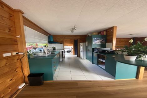 Photo of property in 1/11 Arrow Road, Forrest Hill, Auckland, 0620