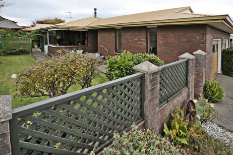 Photo of property in 35 Craig Street, Waikiwi, Invercargill, 9810