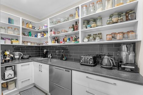 Photo of property in 3 Gibboney Place, Pokeno, 2402