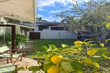 Photo of property in 10 Duders Avenue, Devonport, Auckland, 0624