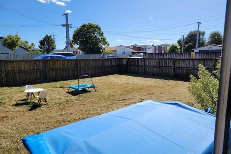Photo of property in 1/3 Berwyn Avenue, Takanini, 2112