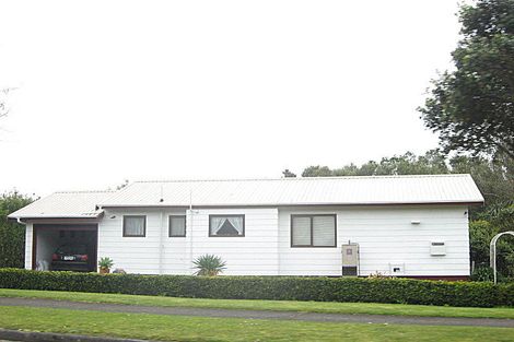 Photo of property in 6 Hickford Place, Okato, 4335