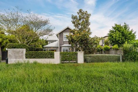 Photo of property in 51 Croziers Road, St Albans, Christchurch, 8052