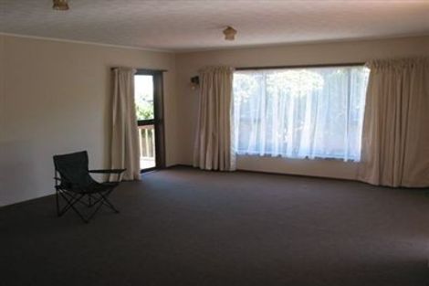 Photo of property in 1/34 Gulf View Road, Murrays Bay, Auckland, 0630