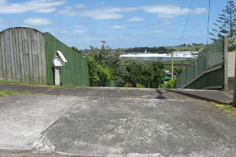Photo of property in 5 Carlton Road, Pukekohe, 2120