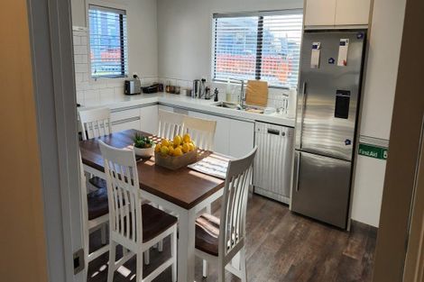 Photo of property in 8 Palliser Place, Mount Maunganui, 3116