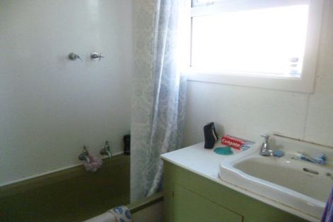 Photo of property in 58 Kingston Street, Albert Town, Wanaka, 9305