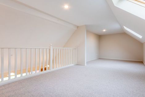 Photo of property in Rangeview Villas, 24/9 Fuller Close, Levin, 5510