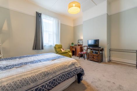 Photo of property in 100 High Street, Waimate, 7924