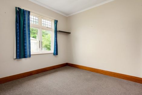 Photo of property in 16 Buller Street, Picton, 7220